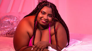 NaomyGloux