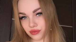 CamillaDerrick
